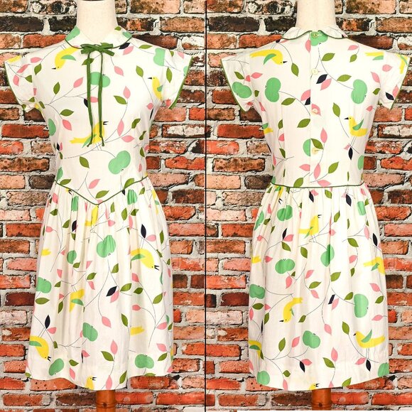 RARE Vintage 50s White LITTLE STAR Bird Detailing Dress - Picture 1 of 6